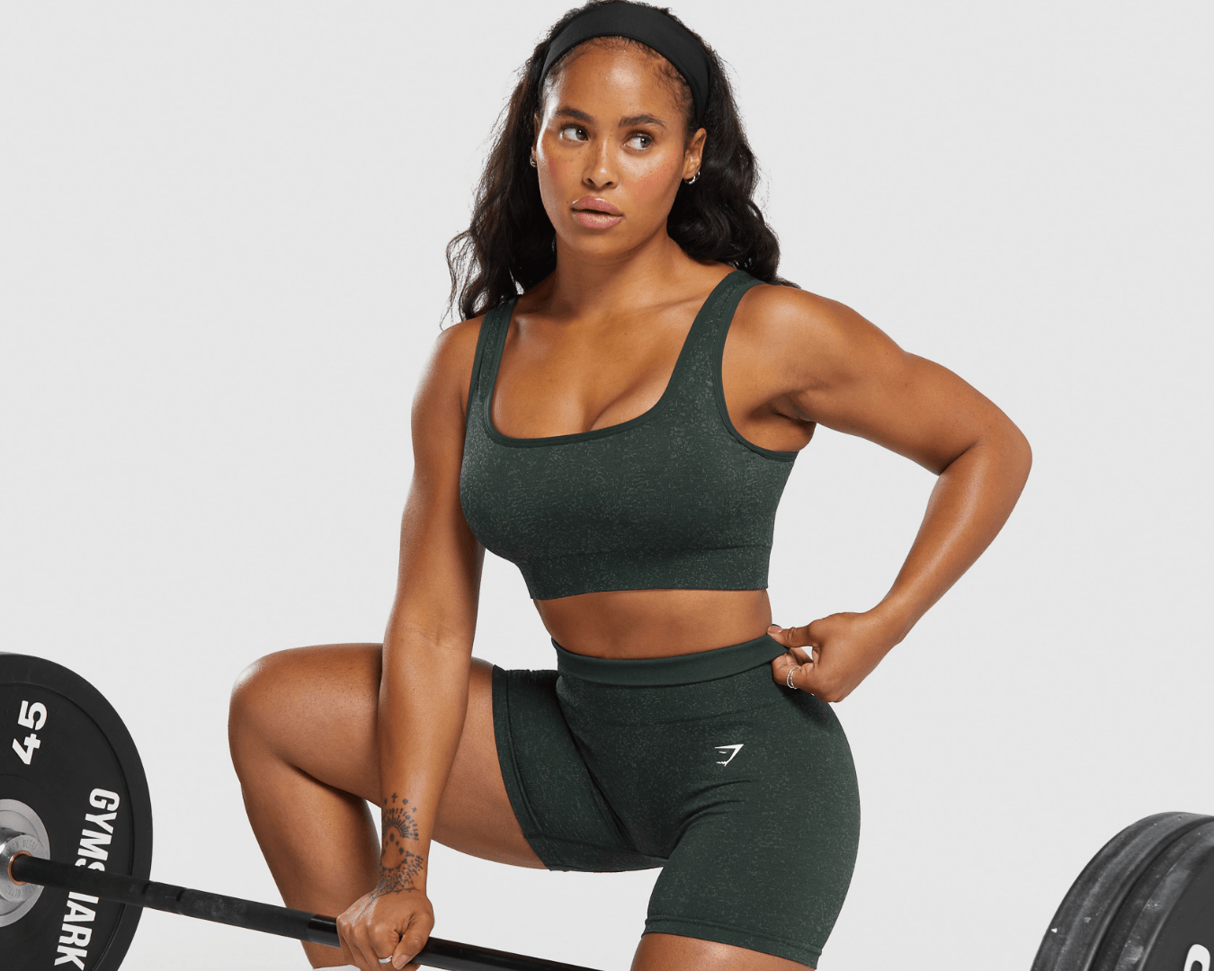 PICK UP ADAPT FLECK SHORTS & A SPORTS BRA FOR $95 AUD